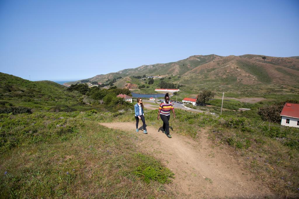 Hi Marin Headlands Hostel Sausalito Exterior photo