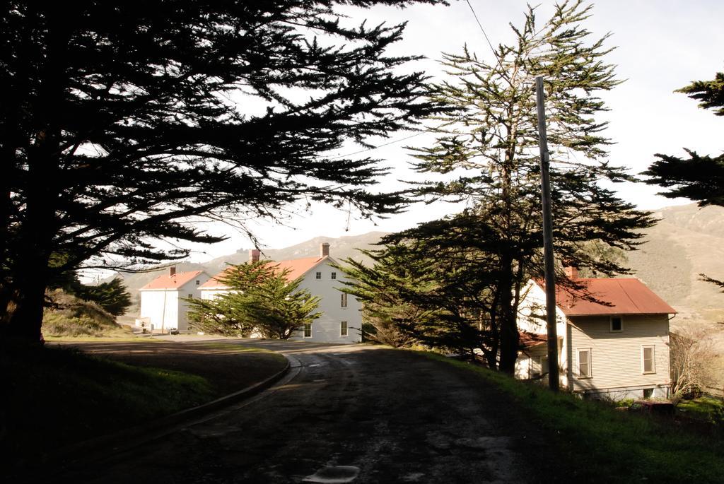 Hi Marin Headlands Hostel Sausalito Exterior photo